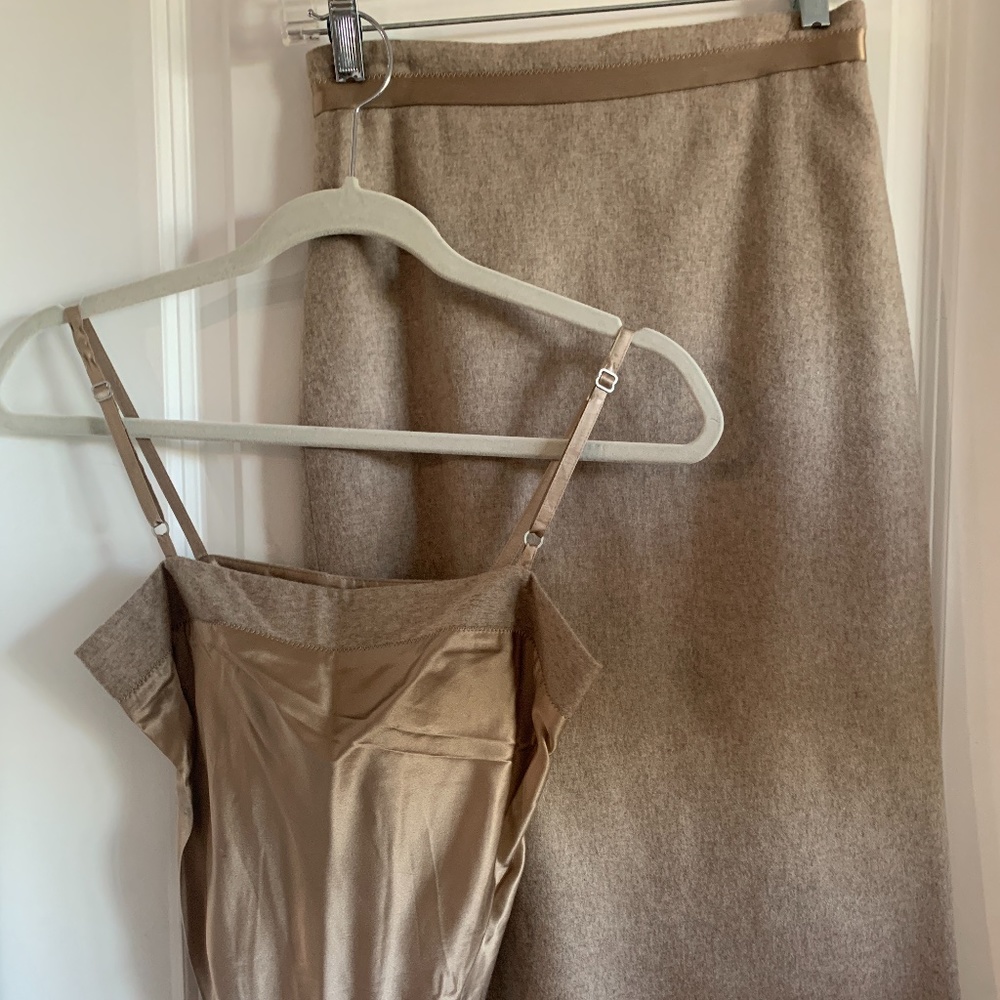 EUC💥HP🎉BCBGMaxAzria Silk/Wool Skirt Cami set 2 - Picture 12 of 12